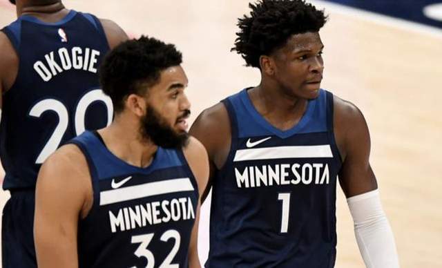  爱德华兹36分创新高，森林狼逆风翻盘  