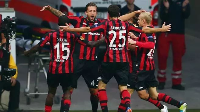 法兰克福反击犀利，德甲欧战资格争夺白热化  