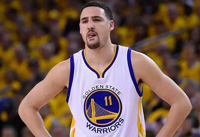  库里单场命中九记三分勇士大胜快船缩小差距